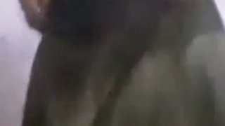 Ldr-an with Wife Shows off Milk