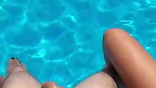 Katt Give a 5 Star Pool Service