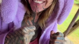 Daytime Looks & Playful Moments