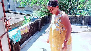 Girlfriend ko Oyo me new year ka party dene ke bahane pel diya