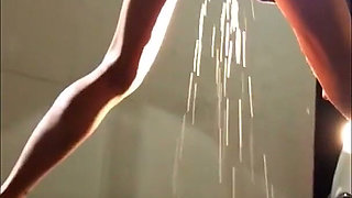 Huge pee and squirting