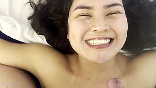Amateur Latina Brunette Goes All In During Intimate POV Blowjob Scene
