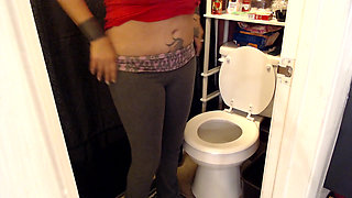 7 trips to potty pee plops Milf