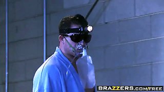 Brazzers - medic adventures - Chanel Preston Rachel Roxxx b