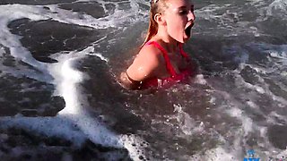TJ Sparxxx busty blonde outdoor sex