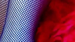 Milf Fayna is fucked in the ass by a stranger at casting