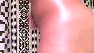 Masturbation close up Tamara big clit