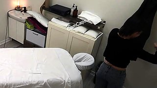 Secret Therapy Yumi's Friend Nana Booked A Massage