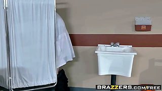 Brazzers - physician adventures - Ariella Ferrera Danny D - wet