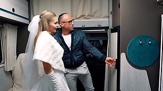 Runaway Bride Fucks A Stranger