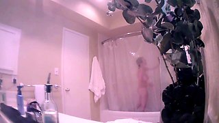 Peeping at my busty 21yo stepdaughter