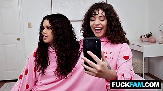 Big Booty Shemale Twins Ride BBC in Rough Ride