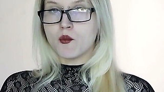 Ashtraygirl