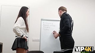 First Time Office Glory Hole - Hot Brunette Vixi Rafi Gets Creampied by Stanley Johnson