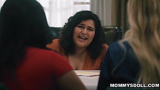 Serene Siren and Summer Col ultra-kinky orgy together