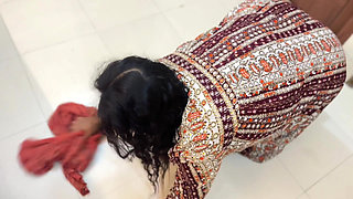 Big Ass Egyptian Hot Maid Stuck Under Bed & Naked Her Ass