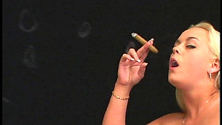 Streaming Movie From Jessie J of Naked Girls Smoking