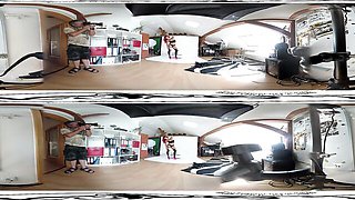 Stunning doxy at virtual reality smut
