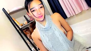 Close up teen masturbation