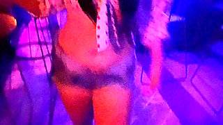 Tourist Fucks a Colombian Woman After Meeting Her at a Party