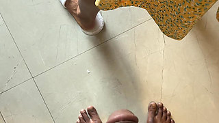 Closeup Outdoor Risky Hot Indian Bengali desi bhabhi getting fucked on a hotel balcony at Mumbai