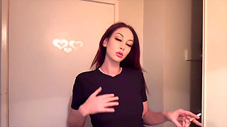 Italian Big Tits Artemisia Love Smoking Fetish Sesh