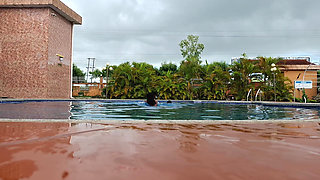 Sperm Floating in the Pool, Hard Sex in the Water, Double Orgasm