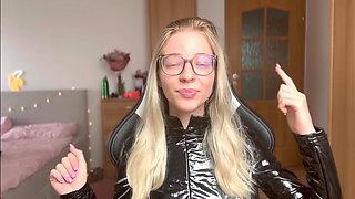 All You Need to Know About Latex Fetish (pvc, Leather)