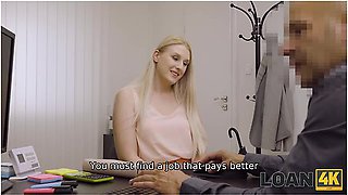 Persistent Hottie Gets Hers