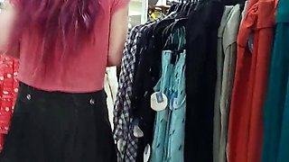 public flashing at the mall
