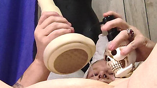 The Monstrous Vibrating Treat Her Pussy She Beats