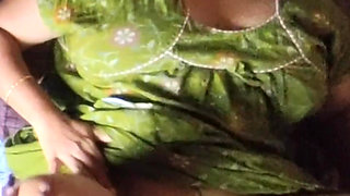 I Fucked My Sexy House Owner Aunty in Nighty and Creampied Her Pussy