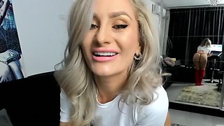 Caelia23 absorbs her smoke: Blonde, Fetish  Cam Porn