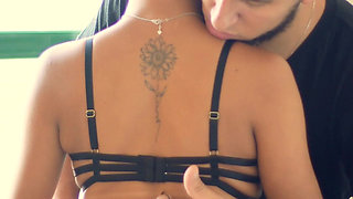 30 Years Old: First Massage and She Got Incredibly Turned on, Very Wet