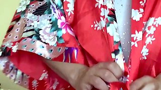 Cumshot amateur MILF suck and jerks dude in the bedroom