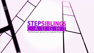 Cumshot xxx with playful Johnny Love and Selena Ivy from Step Siblings Caught