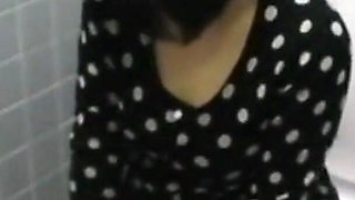 Stuck up Older Women - Toilet Masturbation Collection of 25 - Ep14