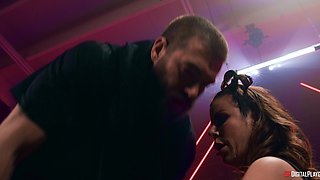 Alexis Fawx's Wild Bondage Passion Explodes in Sultry Heat