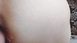 Russian Beauty Loves to Get Her Pussy Double-fucked and Cums a Lot