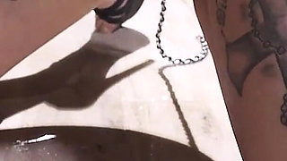 A Quick Blowjob with Milk!