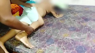 බක මනජර මඩමග ඇග මසජ කරනන ගහන,මඩමට කරනනත දනන -bank Lady Fucking Her Body- Massage Boy