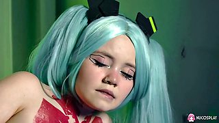 Rebecca Nixon Busty Cosplay Teen Fingers Herself to Explosive Orgasms with Giant Sex