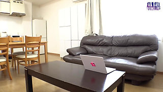 From Door-to-door Sales to Unexpected Romance -ep1