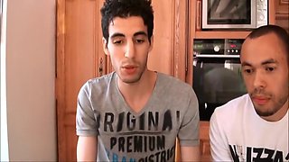 Two Young Men Meet A Mature Woman Online And Have Sex With Her In The Living Room