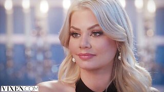 Riley Steele and Alex Jones's handjob porn by Vixen
