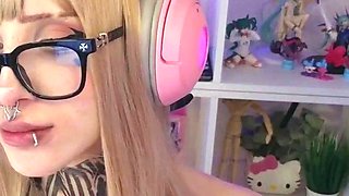 Close up with teen blonde sex doll rubbing her cunt