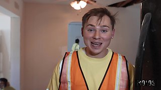 Angel Gostosa's Construction Lust Ignites Wild Heat