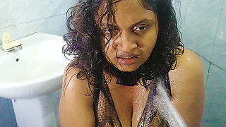 Gave Golden Shower to My Stepsister's Stepsister in Law