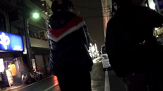 Subtitled CFNM Japanese penis massage explosive cumshot