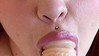 Homewrecker Mrs Claus Breeds Her Ass & Squirts on Christmas Eve